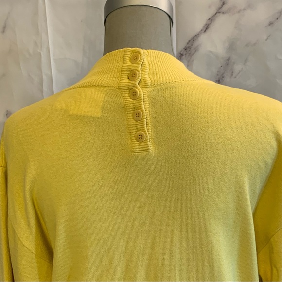 Vintage | Yellow Turtleneck Sweater - Picture 10 of 12